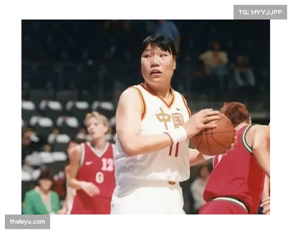 郑海霞参观十五运篮球展盛赞东莞篮球氛围展现深厚体育文化底蕴